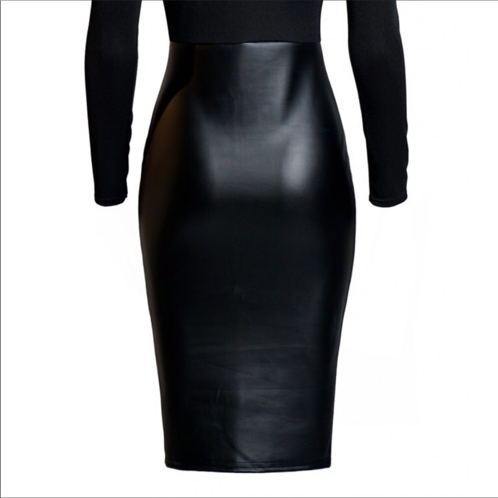 💥LAST ONE💥 NWT Meghan Markle Inspired Dress! - Picture 5 of 7